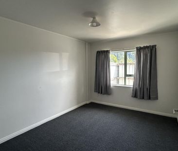 Sunny 2-Bedroom Home for Rent - Photo 1