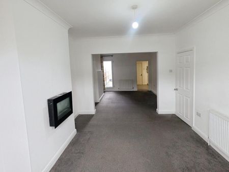 London Road, South Stifford, Grays, RM20 - Photo 3