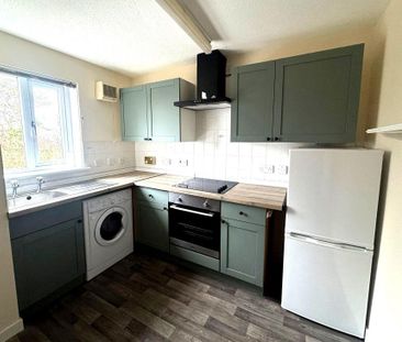 2 bedroom flat to rent - Photo 3