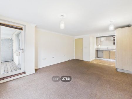 1 bedroom flat to rent - Photo 2