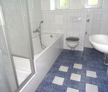 ** mit Balkon ** Gemütliche 2 Zimmer Wohnung in Werdau zu vermieten. - Foto 1