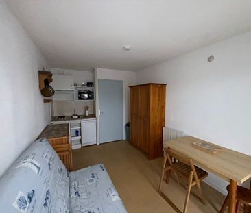 Location Appartement 1 pièce 18m² - Photo 2