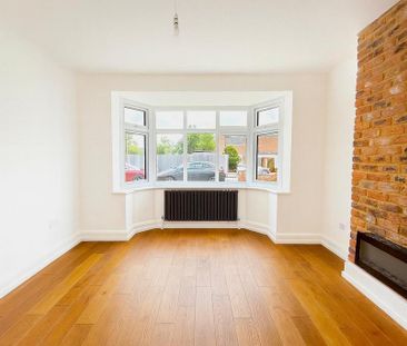 4 bedroom semi-detached house to rent - Photo 5