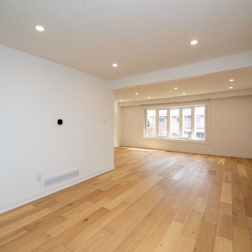 For Lease - 8 Nootka Crescent Unit# Upper, Toronto, Ontario - Photo 1