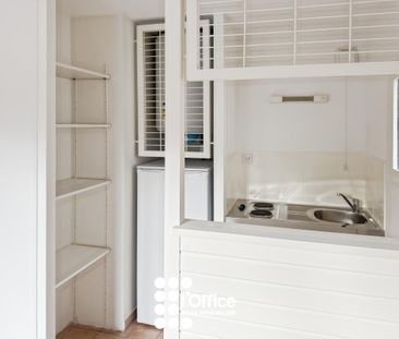 Location Appartement 1 pièce 25m² LA ROCHE SUR YON 85000 - Photo 3