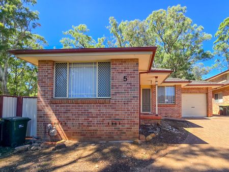 Modern Comfort and Convenience in the Heart of Ingleburn - Photo 4