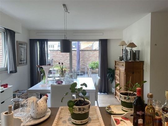 Appartement te huur - Photo 1