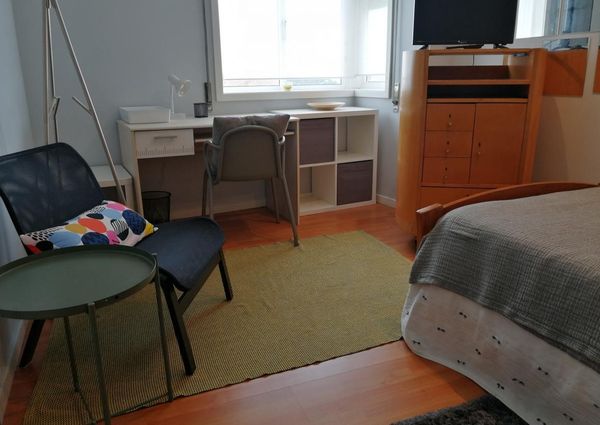 Quarto para arrendar perto da Areosa HSJ e universidades