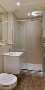 Broadway, WokingProperty for lettings - Seymours - Photo 4