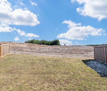 For Lease - 57 Sutcliffe Way, New Tecumseth, Ontario - Photo 5