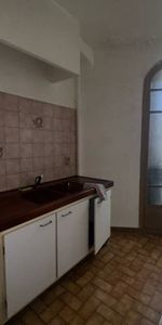Location Appartement 2 pièces 39m² TOULON 83000 - Photo 3