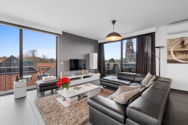 Prachtige penthouse met twee slaapkamers en ruime terrassen + garage - Foto 1