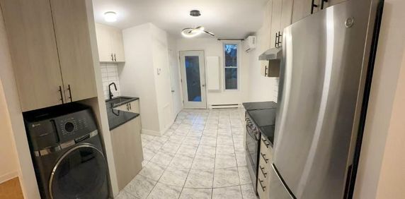 Grand 3 ½ Plateau Mont-Royal près du parc DeLorimier - Photo 2