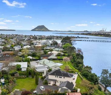 Luxury Haven in Sought-After Otumoetai - Photo 1