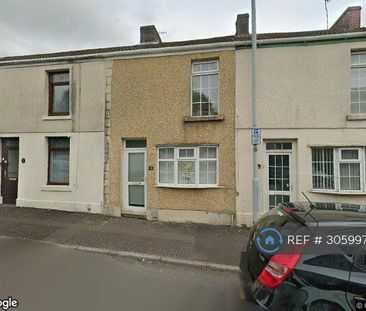2 bedroom end of terrace house to rent - Photo 1