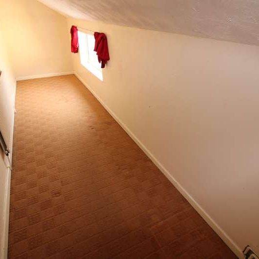 Victoria Street, Burton Upon Trent, DE14 - Photo 1