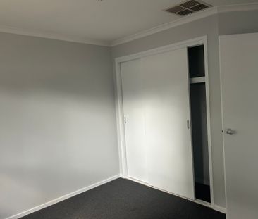 Narre Warren - Photo 6