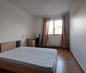 Location Appartement 4 pièces 67m² - Photo 5