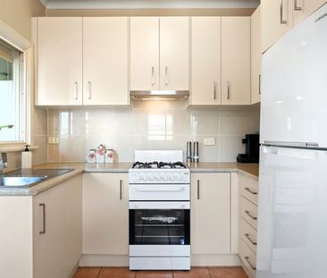 44 Windermere Avenue, Cambridge Park, NSW 2747 - Photo 3