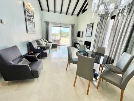 Luxury Penthouse for Rent – 380 sqm of Pure Elegance! - Photo 2