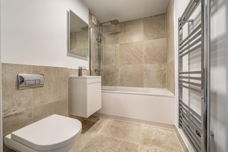 Racks Court, GuildfordProperty for lettings - Seymours - Photo 2