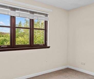 4 bedroom detached house to rent - Photo 2