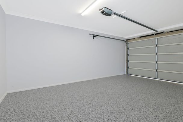 Three Bedroom Townhouse In Tahmoor - Photo 1