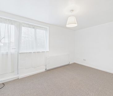 62 Raeburn Road, S14 - Photo 3