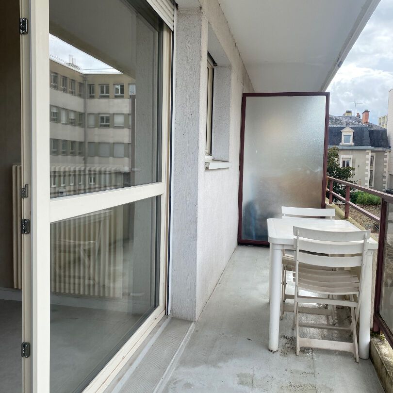 RUE CRUVEILHIER, T2 de 49m² avec balcon ! - Photo 1