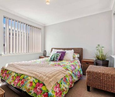 Great Location, Coastal Lifestyle! - Photo 4