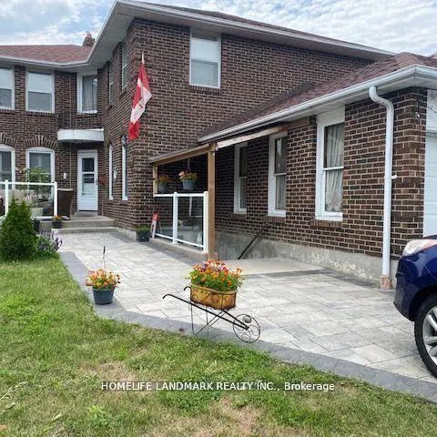 1872 PARKSIDE DRIVE - Photo 1