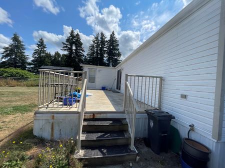 Private Gated 3-Bedroom Mobile Home on Peaceful Acreage - Photo 2