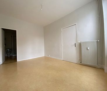 Location Appartement 1 pièce 36m² BESANCON 25000 - Photo 3
