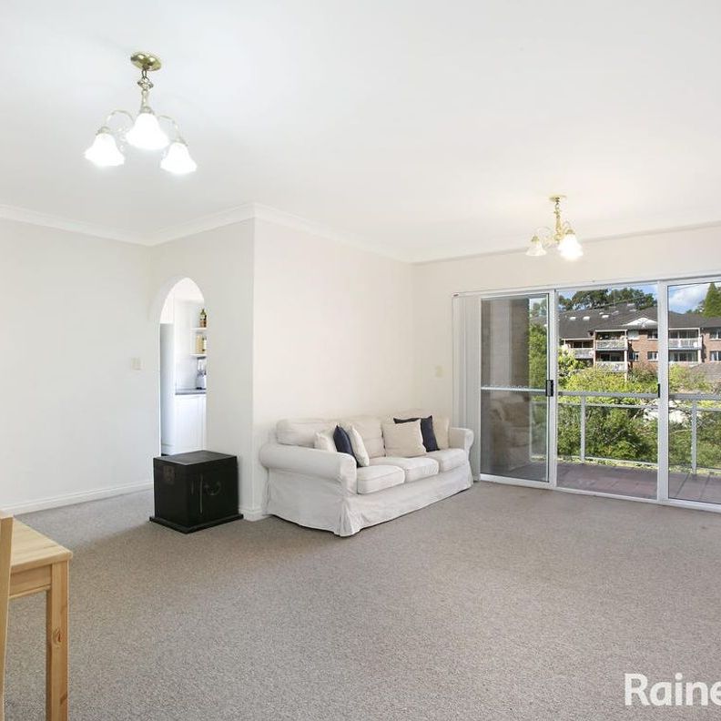 Charming, Solidly Built 2-Bedroom Home in the prime location of Hornsby - Photo 1