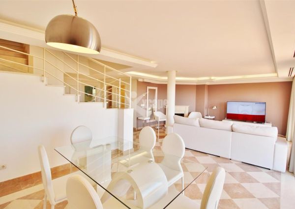 Luxury 2 bedrooms Penthouse Duplex for rent in Nueva Andalucia