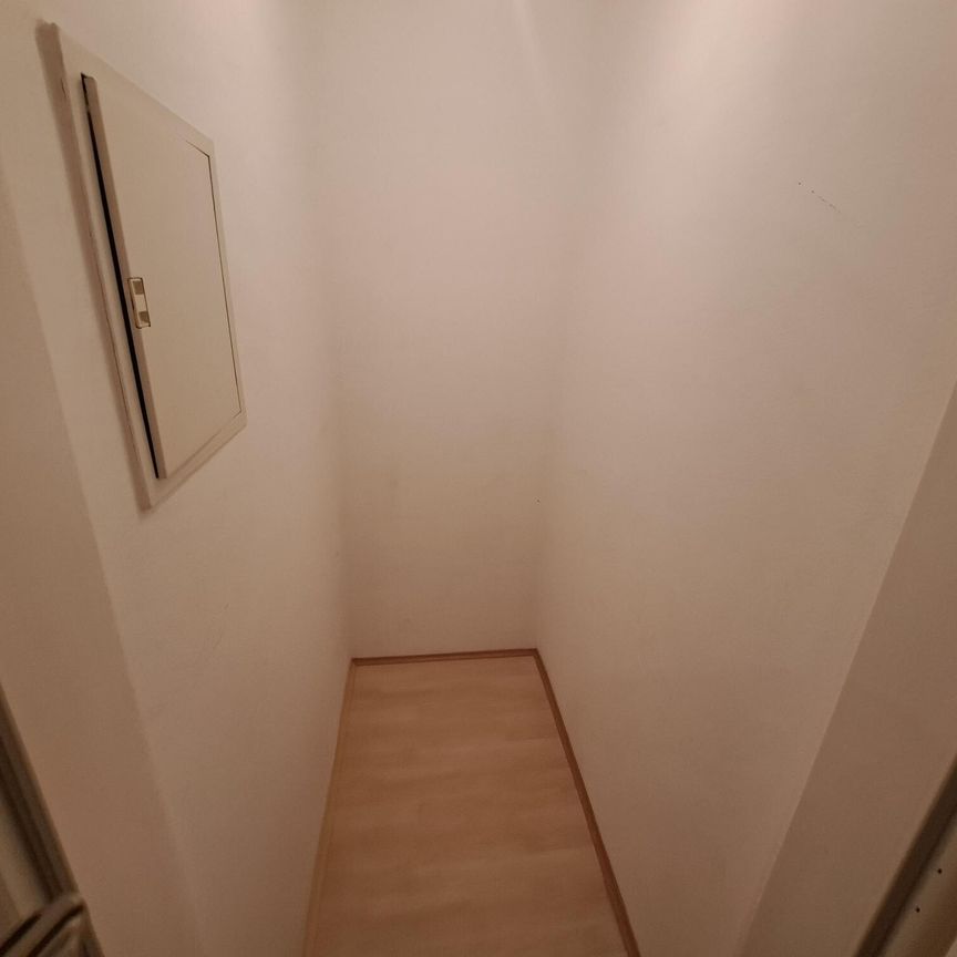 *** KURZFRISTIG VERFÜGBAR *** Garçonniere mit Balkon - Kaisergasse 12-14, Top 4 - Photo 1