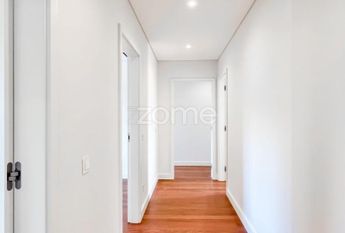 Apartamento T4 em Porto