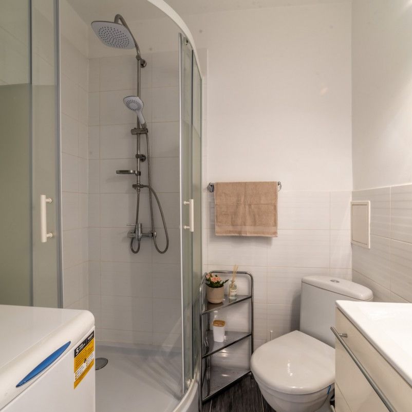 Wynajmij od 01 grudnia/2 pokoje przy Metrze - Фото 1