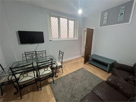 5 bedroom house share to rent - Photo 2