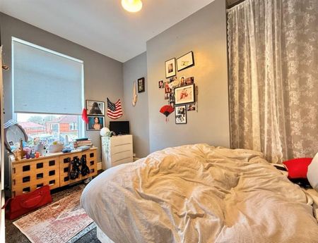 4 Bedroom Terraced To Let - Photo 3