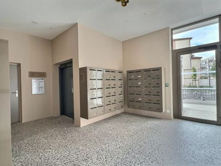 STUDIO MEUBLE - ALBI PROCHE FAC - Photo 4