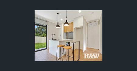 BEAUTIFUL THREE BEDROOM GRANNY FLAT! - Photo 3