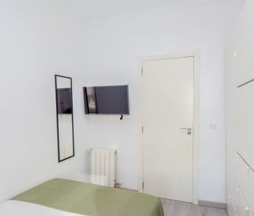 Avinguda del Port, Valencia, Valencian Community 46023 - Photo 2