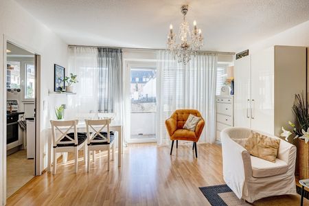 Sought-after location in university quarter - Photo 2