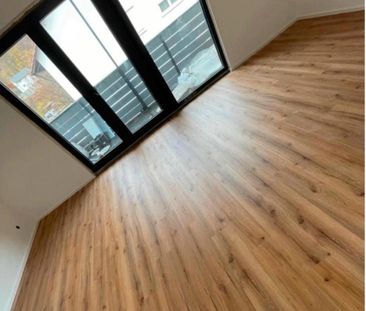 Moderne 2-Zimmer W.mit traumhaftem Blick auf Schloss Lichtenstein - Photo 1