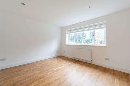 Ullswater Crescent, Kingston Vale, SW15 - Photo 4