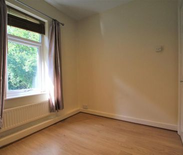 2 bedroom semi-detached house to rent - Photo 3