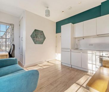 1 bedroom flat to rent - Photo 6