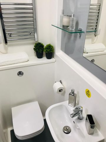 1 bedroom flat to rent - Photo 5