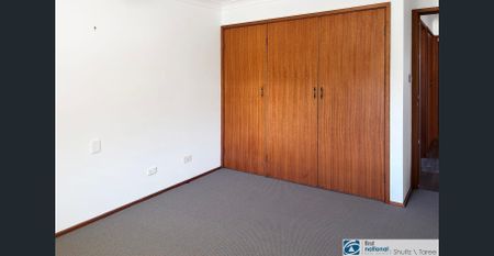 Beautiful Ground-Floor Two-Bedroom Villa with Parkland Views - Photo 3